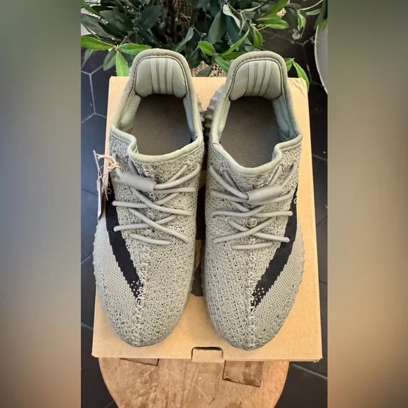 Adidas Yeezy 350 boost kids size 3 1/2. With box and tags. Like new